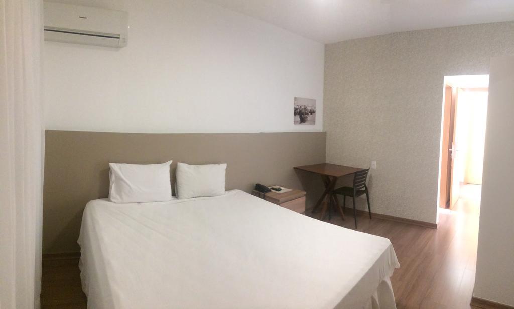 Lord Hotel Aeroporto Confins Vespasiano Exterior foto