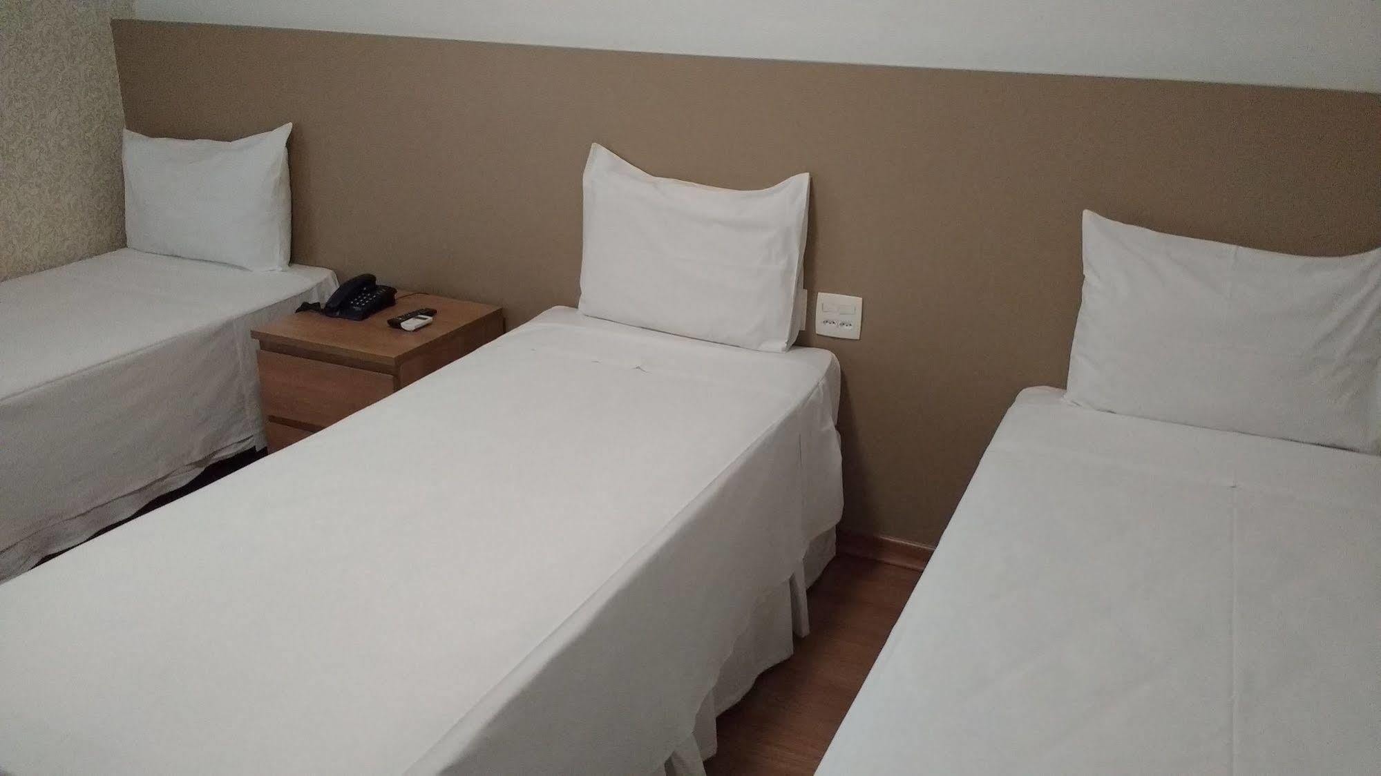 Lord Hotel Aeroporto Confins Vespasiano Exterior foto